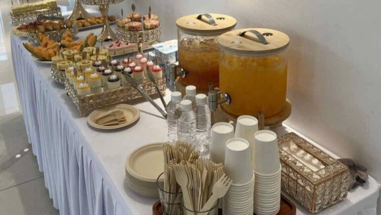 Tại sao ly giấy 180ml là lựa chọn hoàn hảo cho sự kiện teabreak?